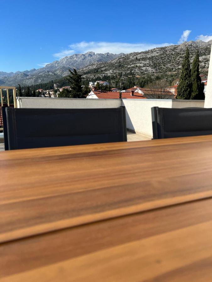 Appartamento Sunset Huus Starigrad Paklenica Esterno foto