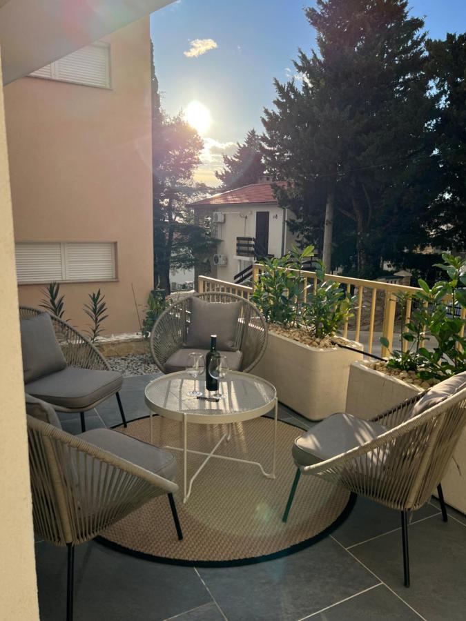 Appartamento Sunset Huus Starigrad Paklenica Esterno foto